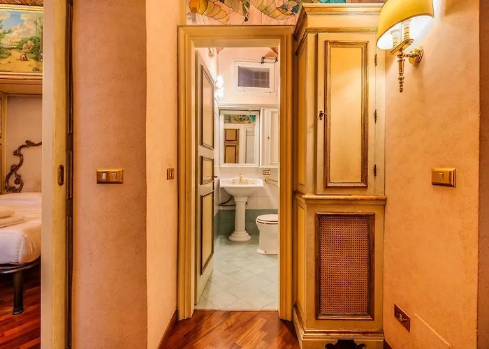 Апартаменты Affreschi And Vintage Charm Бергамо